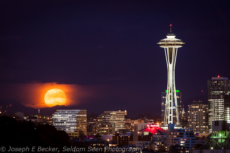 Seattle Moonrise